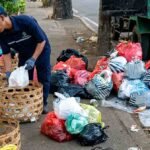 Jaga Wajah Kota, DLH Rutin Lakukan Penyisiran dan Pemilahan Sampah di By Pass Ir. Soekarno, Tabanan