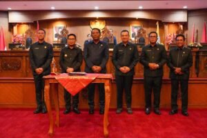 Tetapkan Raperda (5)_6A0l9gCY21