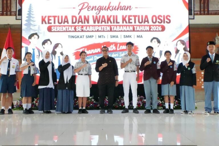Bertepatan Dengan Hari Sumpah Pemuda ke-98, Bupati Sanjaya Kukuhkan Ketua dan Wakil Ketua OSIS se-Kabupaten Tabanan