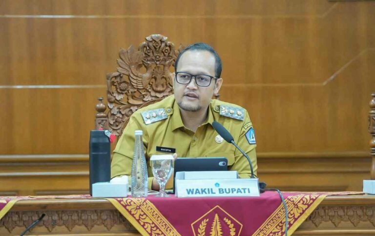 Wabup Bagus Alit Sucipta Terima Exit Meeting Pemeriksaan BPK RI
