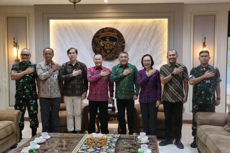 Perkuat Sinergitas dan Pemutakhiran Data Pemilih, KPU Bali Jalin Perjanjian Kerja Sama dengan Kodam IX/Udayana