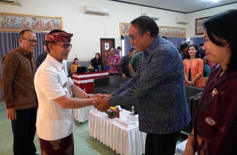 Perkuat Penanganan Kanker Terpadu, Bupati Satria Buka Workshop Layanan Onkologi RSUD Klungkung