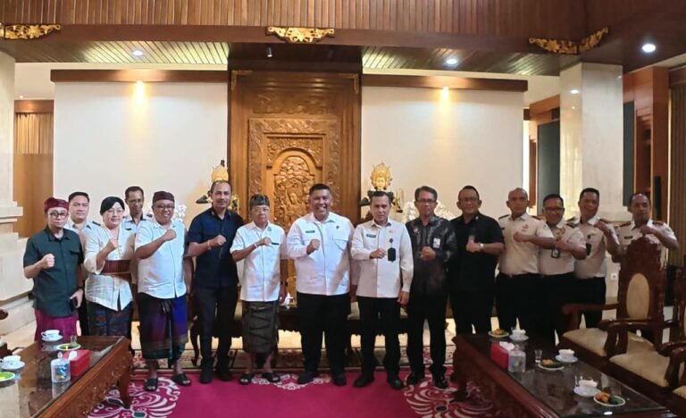 Gubernur Koster Tegaskan Pentingnya Sinergi Pusat dan Daerah dalam Bidang Hukum, HAM, Imigrasi, dan Pemasyarakatan