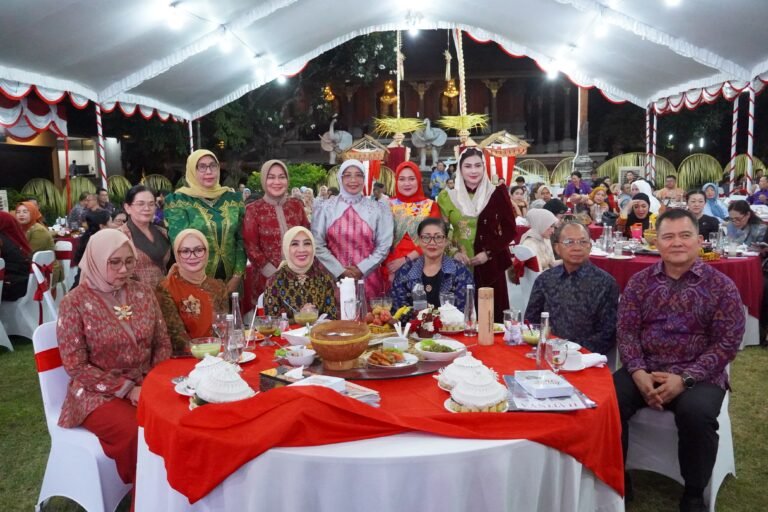 Perkuat Pemberdayaan Masyarakat, Gubernur Koster Minta PKK, Posyandu, dan Dekranasda Bergerak Bersama