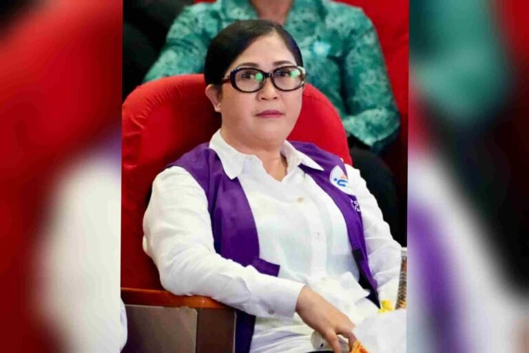 Ketua Tim Pembina Posyandu Tabanan Ikuti Sosialisasi Keluarga Sadar Hukum dan Registrasi Posyandu