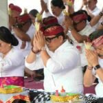 Rahina Tumpek Wayang, Bupati Sanjaya Ajak Masyarakat Jaga Keharmonisan Alam Bali