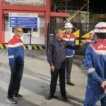 Tengah Malam Koster Inspeksi Depo BBM Pesanggaran, 5 Juta Liter BBM Disiapkan